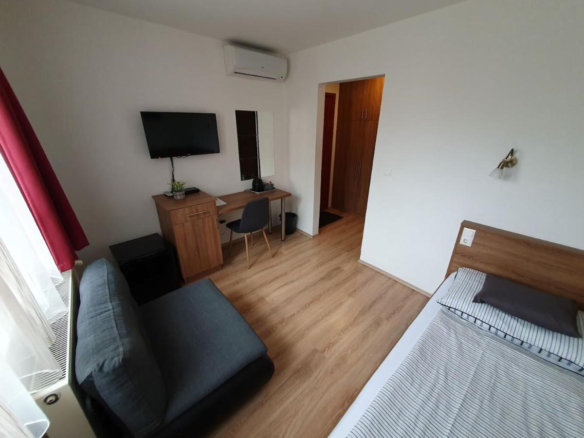 Citylife Rooms Mosonmagyarovar Exterior photo